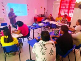 Docentes de Coatza se capacitan en DDHH