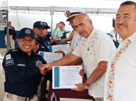 Presenció delegación CEDHV entrega de reconocimientos