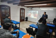 La CEDHV difunde sus funciones entre estudiantes del Colegio de Veracruz