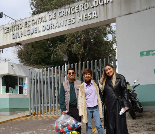 Personas servidoras públicas de la CEDHV dona ropa invernal y alimentos a Fundación Meraki en apoyo a niñas y niños con cáncer