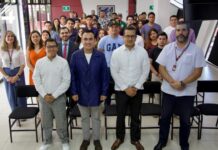CEDHV imparte plática sobre el derecho a la información a estudiantes de la UX